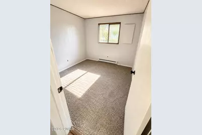 227 Lake Drive, Dingmans Ferry, PA 18328 - Photo 17