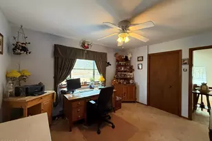 222 Bindale Rd, Tamiment, PA 18324 - Photo 19
