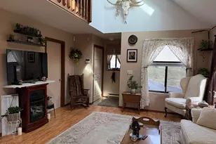 222 Bindale Rd, Tamiment, PA 18324 - Photo 7
