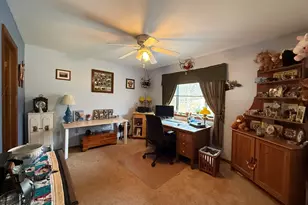 222 Bindale Rd, Tamiment, PA 18324 - Photo 21