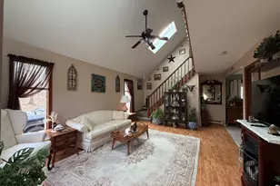 222 Bindale Rd, Tamiment, PA 18324 - Photo 3