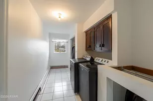 6 Short St, Carbondale, PA 18407 - Photo 7