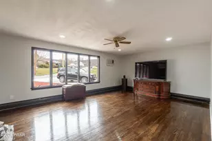6 Short St, Carbondale, PA 18407 - Photo 9