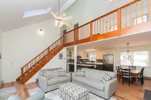 154 N Lk Shr Dr, Dingmans Ferry, PA 18328 - Photo 5