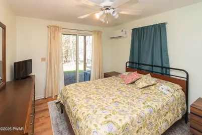 154 N Lake Shore Drive, Dingmans Ferry, PA 18328 - Photo 21