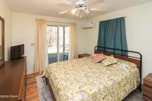 154 N Lk Shr Dr, Dingmans Ferry, PA 18328 - Photo 21