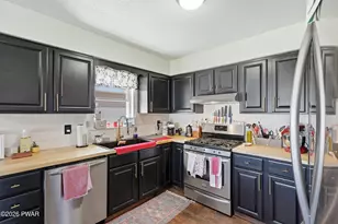 42 3rd St, Beach Lake, PA 18405 - Photo 9