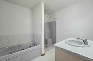 2210 Exeter Ct, Bushkill, PA 18324 - Photo 17