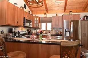 7 Aspen Dr, Newfoundland, PA 18445 - Photo 5