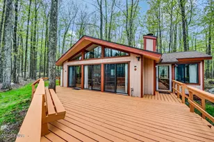 140 Lake Rd, Lake Ariel, PA 18436 - Photo 5