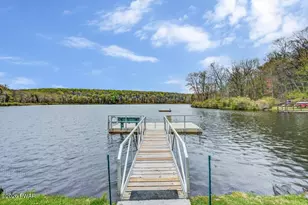 140 Lake Rd, Lake Ariel, PA 18436 - Photo 33