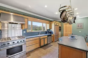 44 Slish Rd, Honesdale, PA 18431 - Photo 11