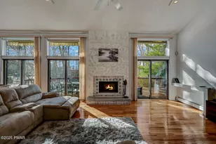 201 Broadmoor Dr, Lords Valley, PA 18428 - Photo 1