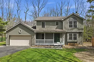 130 Spice Bush Ln, Milford, PA 18337 - Photo 1