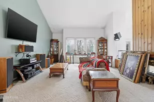 146 Gunstock Ln, Tafton, PA 18464 - Photo 19