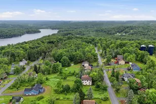 87 Ridgeview Dr, Lake Ariel, PA 18436 - Photo 9