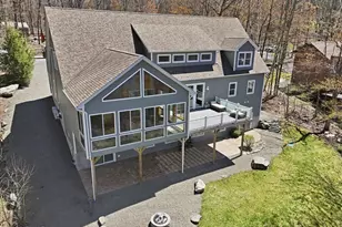 124 Forest Dr, Lords Valley, PA 18428 - Photo 11