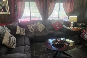 111 Yvonne Ct, Dingmans Ferry, PA 18328 - Photo 7