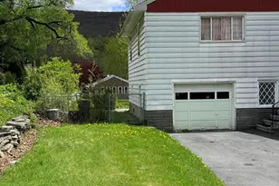 700 Layton Rd, South Abington, PA 18411 - Photo 3