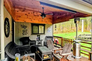 131 Lincoln Green Ln, Newfoundland, PA 18445 - Photo 3