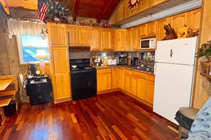 2121 Oaktree Ln, Bushkill, PA 18324 - Photo 5