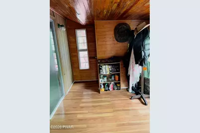 2121 Oaktree Lane, Bushkill, PA 18324 - Photo 7
