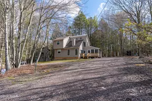 1044 Red Hawk Dr, Lake Ariel, PA 18436 - Photo 35