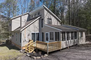 1044 Red Hawk Dr, Lake Ariel, PA 18436 - Photo 1
