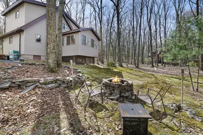 130 Paper Birch S, Tafton, PA 18464 - Photo 3
