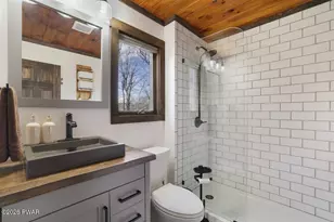 130 Paper Birch S, Tafton, PA 18464 - Photo 27