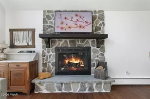130 Paper Birch S, Tafton, PA 18464 - Photo 17