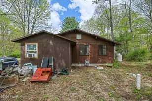1151 Mink Trail, Bushkill, PA 18324 - Photo 19