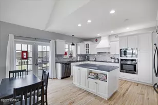 16 Meadow Tree Ln, Lakewood, PA 18439 - Photo 11
