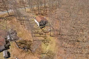 3176 Bluebird Dr, Bushkill, PA 18324 - Photo 35