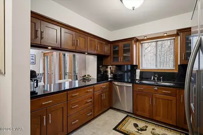 3176 Bluebird Drive, Bushkill, PA 18324 - Photo 11