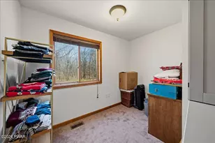 3176 Bluebird Dr, Bushkill, PA 18324 - Photo 27
