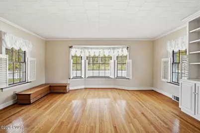 297 E Shore Drive, Lake Ariel, PA 18436 - Photo 15