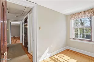 297 E Shore Dr, Lake Ariel, PA 18436 - Photo 35