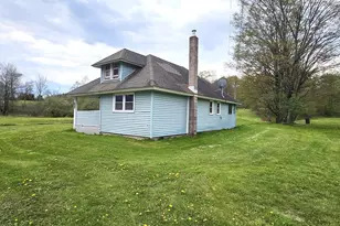 3067 Hancock Hwy, Equinunk, PA 18417 - Photo 3