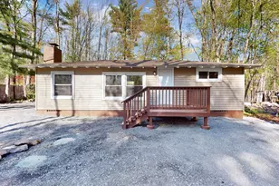 118 Willow Dr, Dingmans Ferry, PA 18328 - Photo 17