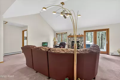 137 Mulberry Drive, Milford, PA 18337 - Photo 9