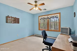 137 Mulberry Dr, Milford, PA 18337 - Photo 11