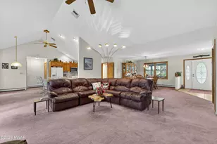 137 Mulberry Dr, Milford, PA 18337 - Photo 47