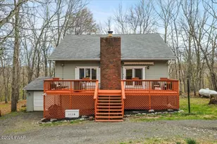 1114 Grouse Ct, Bushkill, PA 18324 - Photo 1