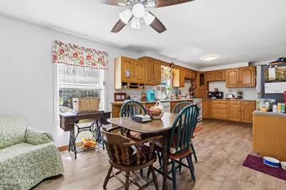 165 Paper Birch S, Tafton, PA 18464 - Photo 7