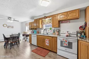165 Paper Birch S, Tafton, PA 18464 - Photo 13