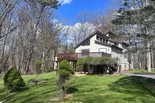 106 Buttercup Terrace, Milford, PA 18337 - Photo 1