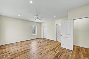 78 E Shore, Hawley, PA 18428 - Photo 67