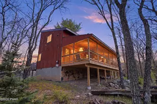 138 Dover Dr, Bushkill, PA 18324 - Photo 1