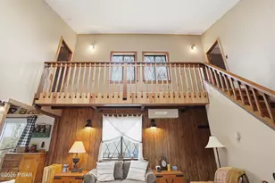 138 Dover Dr, Bushkill, PA 18324 - Photo 5